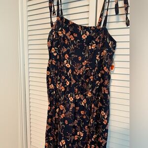 NWT OlD Navy Maxi dress size medium